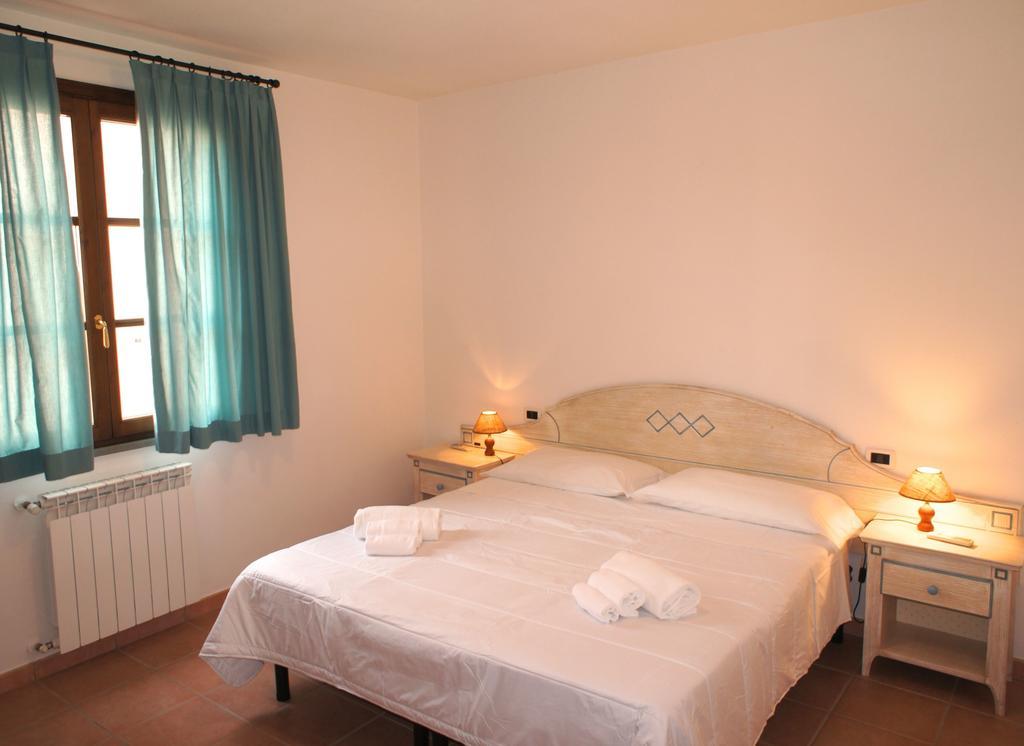 Appartamenti In Residence Villa Santa Maria San Vincenzo Habitación foto